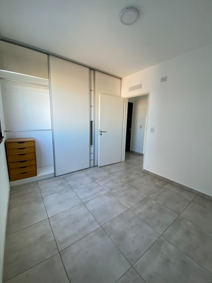 ALQUILER - DEPARTAMENTO - DOS AMBIENTES CON BALCON - MARTIN CORONADO 