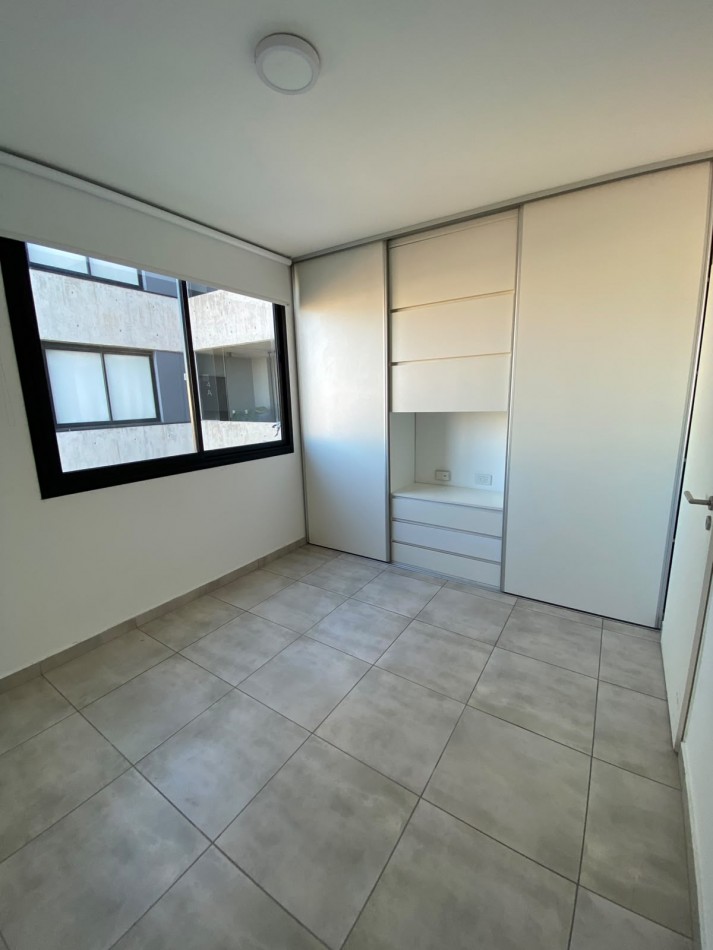 ALQUILER - DEPARTAMENTO - DOS AMBIENTES CON BALCON - MARTIN CORONADO 
