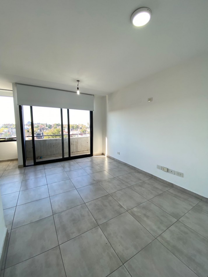 ALQUILER - DEPARTAMENTO - DOS AMBIENTES CON BALCON - MARTIN CORONADO 