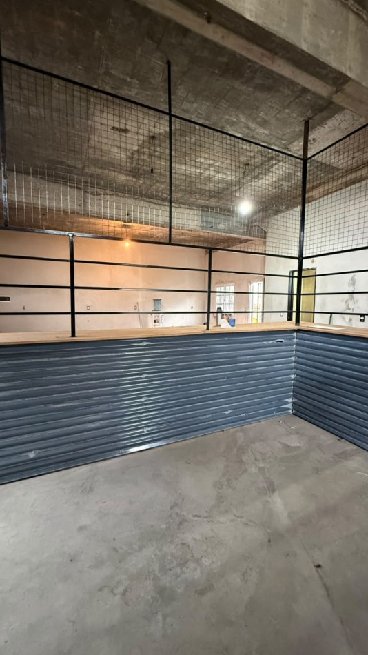 ALQUILER - DEPOSITO - TALLER - HURLINGHAM 