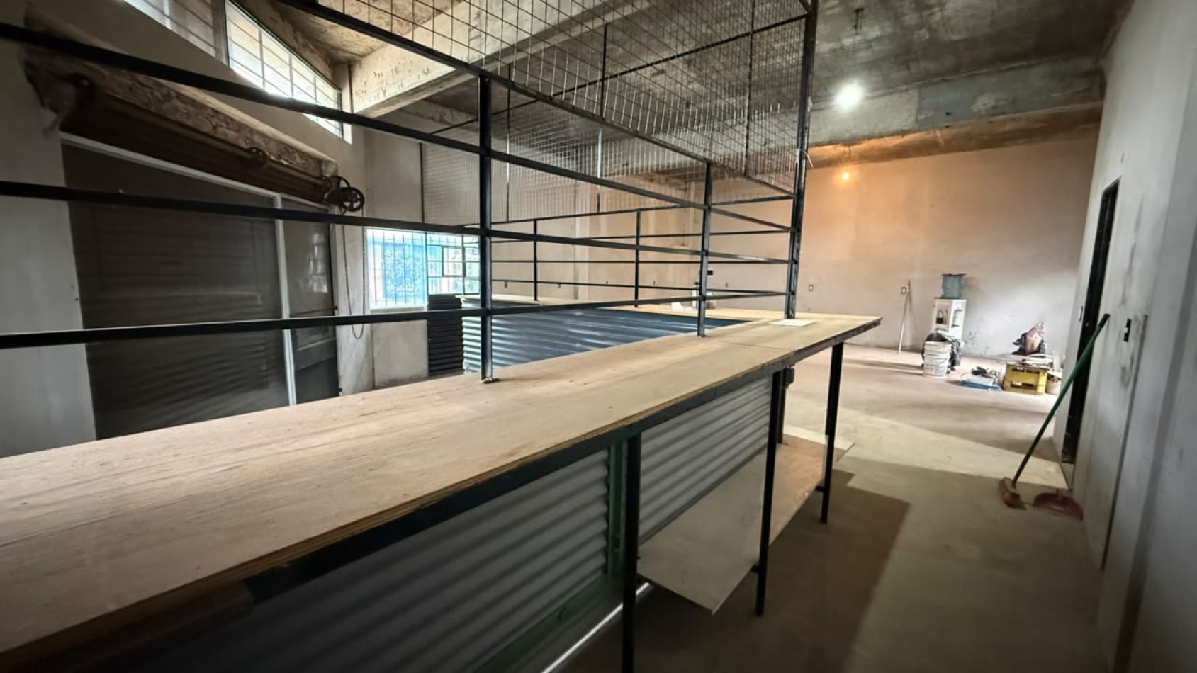 ALQUILER - DEPOSITO - TALLER - HURLINGHAM 