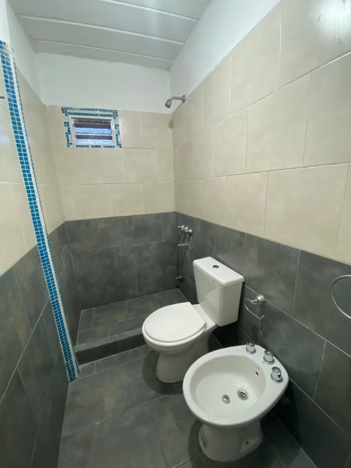 ALQUILER- DEPARTAMENTO 2 AMBIENTES CON DOBLE BALCON - SANTOS LUGARES
