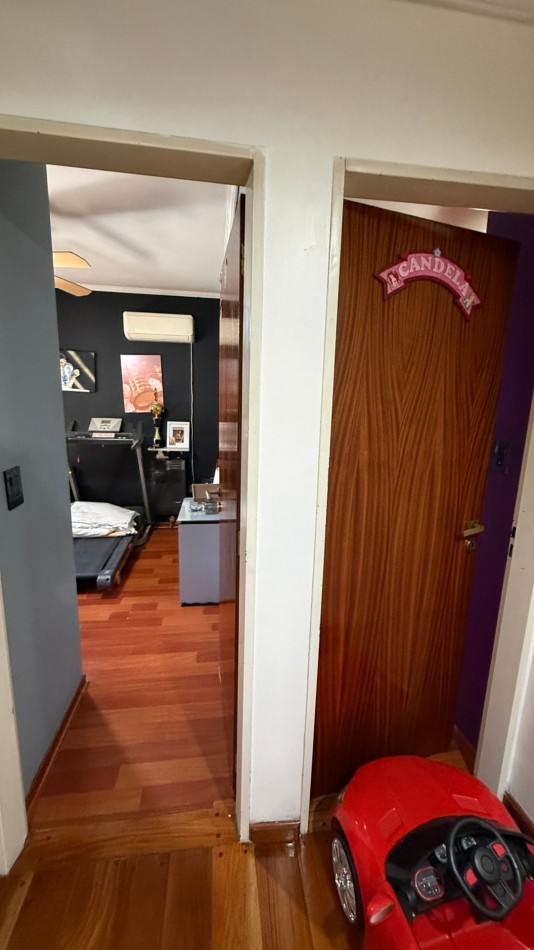 Casa 4 Ambientes con 180 m² Cubiertos, Quincho, Pileta y Garage Pasante - Ciudadela