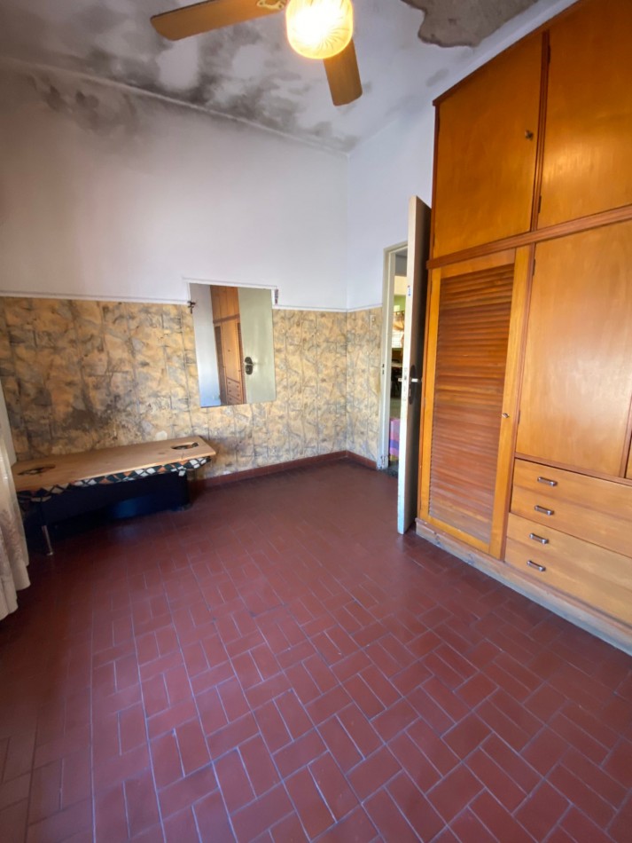 CASA - LOTE PROPIO - TRES AMBIENTES CON GARAJE - GRAN PATIO - TERRAZA - MARTIN CORONADO - VILLA BOSCH
