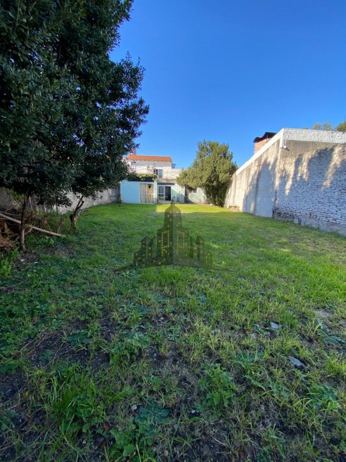 VENTA - IMPORTANTE LOTE - CASA 4 AMBIENTES - IDEAL INVERSION - LOTE 10.39 X 40