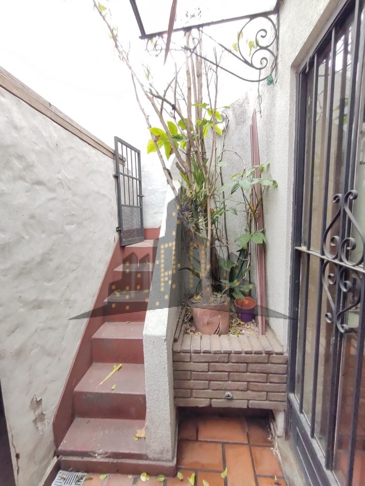 VENTA - PH 3 AMBIENTES - CON QUINCHO Y PARRILLA - CASEROS NORTE 