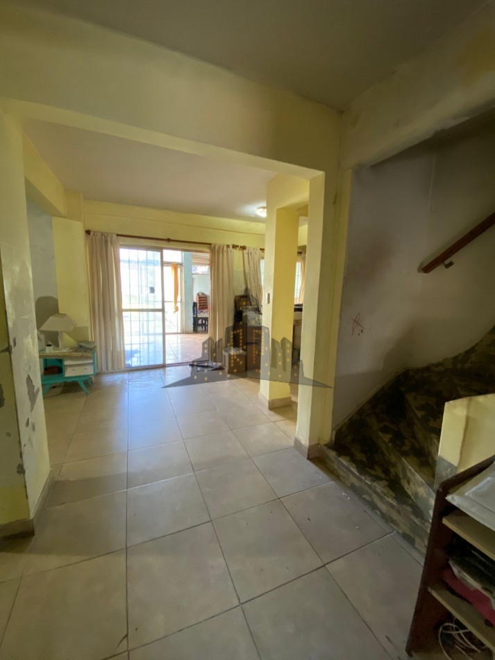 VENTA - IMPORTANTE LOTE - CASA 4 AMBIENTES - IDEAL INVERSION - LOTE 10.39 X 40