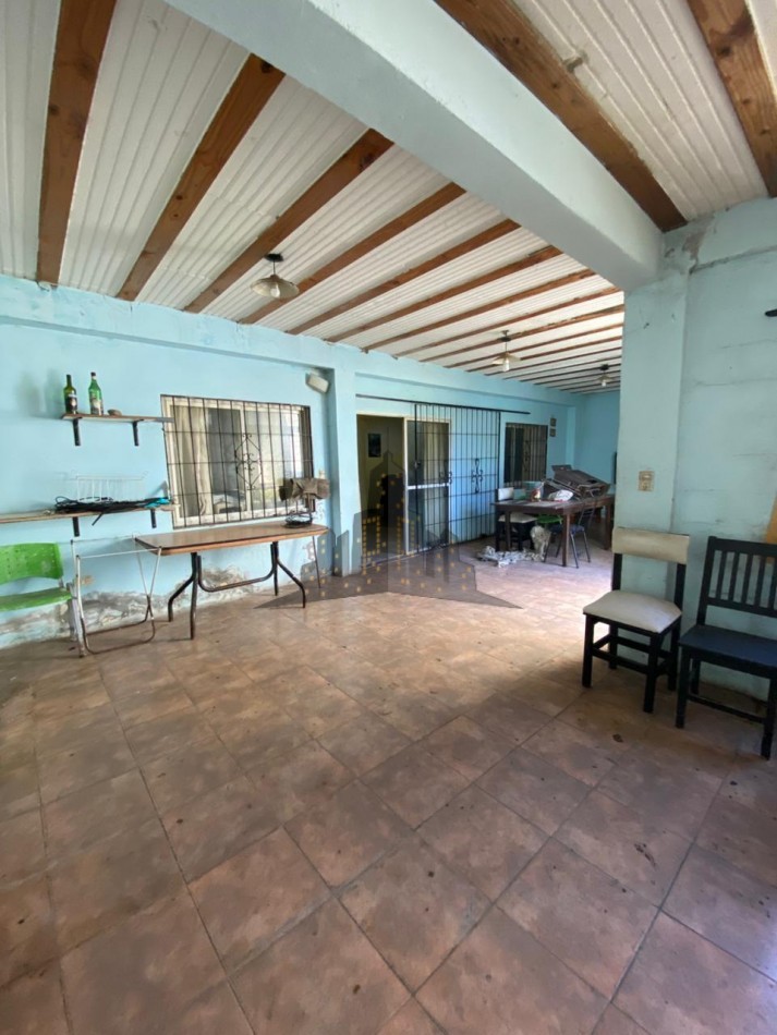 VENTA - IMPORTANTE LOTE - CASA 4 AMBIENTES - IDEAL INVERSION - LOTE 10.39 X 40