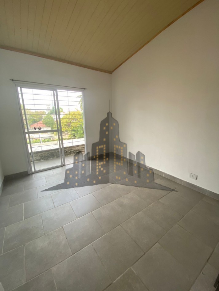 ALQUILER - DEPARTAMENTO DOS AMBIENTES - DOBLE BALCON - SANTOS LUGARES - BAJAS EXPENSAS 