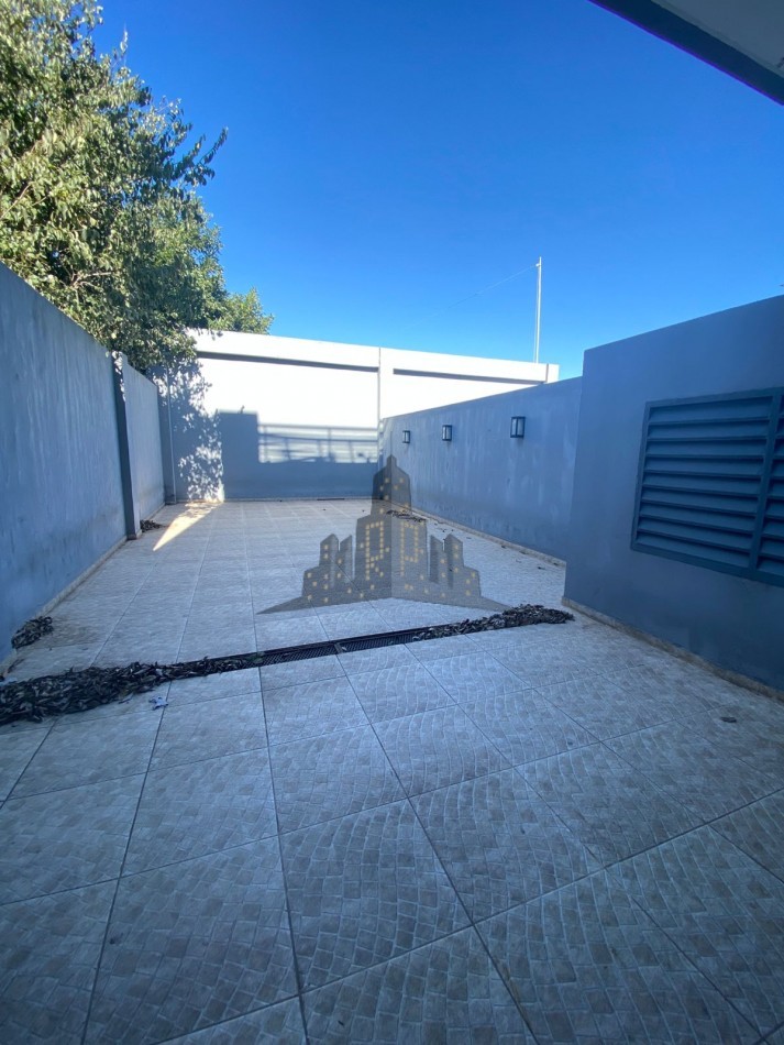 ALQUILER - DEPARTAMENTO DOS AMBIENTES - DOBLE PATIO - CASEROS NORTE 