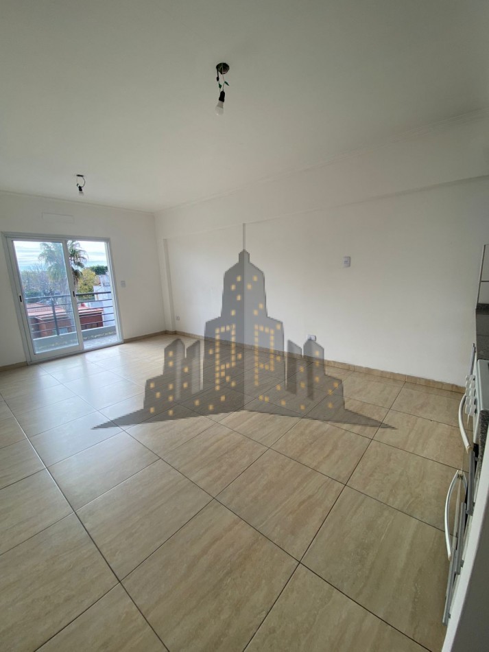  ALQUILER - MONOAMBIENTE CON BALCON - CASEROS NORTE  