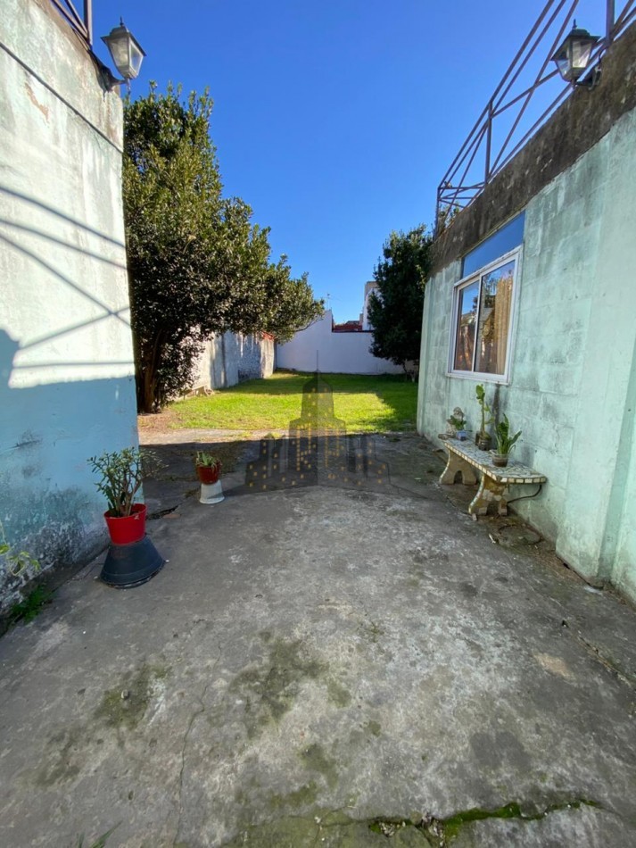 VENTA - IMPORTANTE LOTE - CASA 4 AMBIENTES - IDEAL INVERSION - LOTE 10.39 X 40