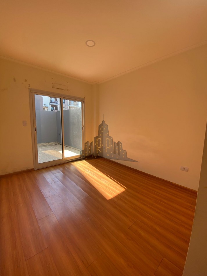 ALQUILER - DEPARTAMENTO DOS AMBIENTES - DOBLE PATIO - CASEROS NORTE 
