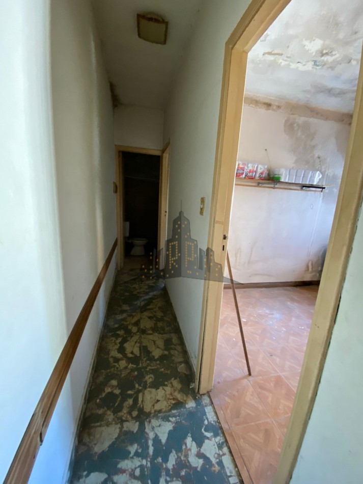 VENTA - IMPORTANTE LOTE - CASA 4 AMBIENTES - IDEAL INVERSION - LOTE 10.39 X 40