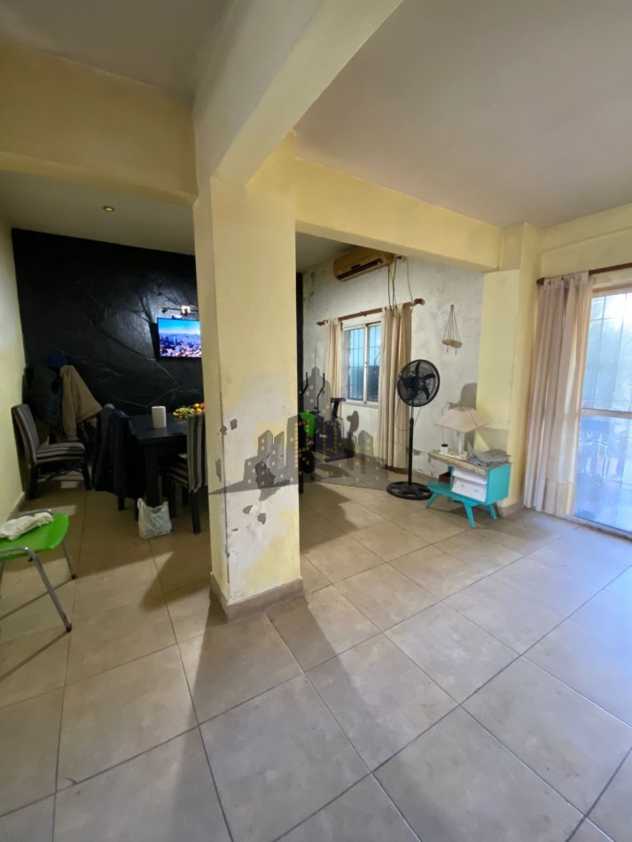 VENTA - IMPORTANTE LOTE - CASA 4 AMBIENTES - IDEAL INVERSION - LOTE 10.39 X 40