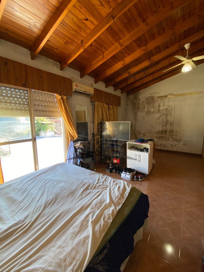 VENTA - IMPORTANTE LOTE - CASA 4 AMBIENTES - IDEAL INVERSION - LOTE 10.39 X 40