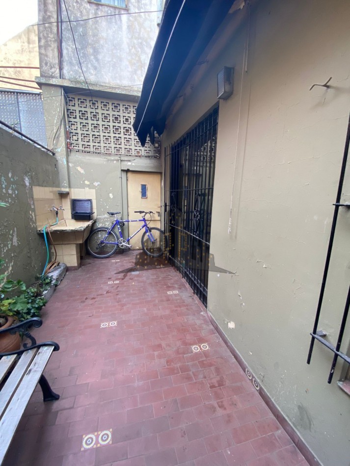  VENTA - DEPARTAMENTO PH - DOS AMBIENTES - CON PATIO Y LAVADERO - PLANTA BAJA  - APTO CREDITO 