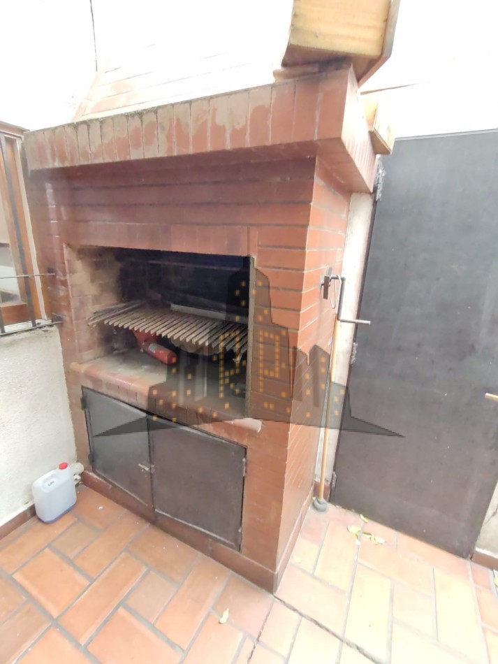 VENTA - PH 3 AMBIENTES - CON QUINCHO Y PARRILLA - CASEROS NORTE 