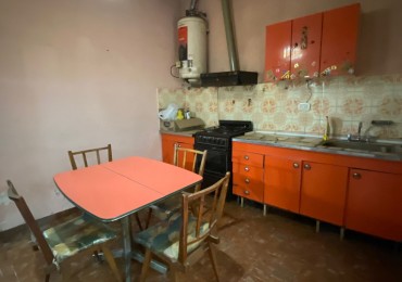 VENTA - CASEROS NORTE - PH 3 AMBIENTES - PATIO Y TERRAZA 