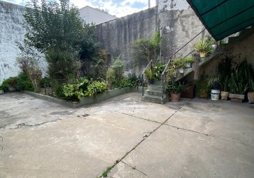 CASA - LOTE PROPIO - TRES AMBIENTES CON GARAJE - GRAN PATIO - TERRAZA - MARTIN CORONADO - VILLA BOSCH